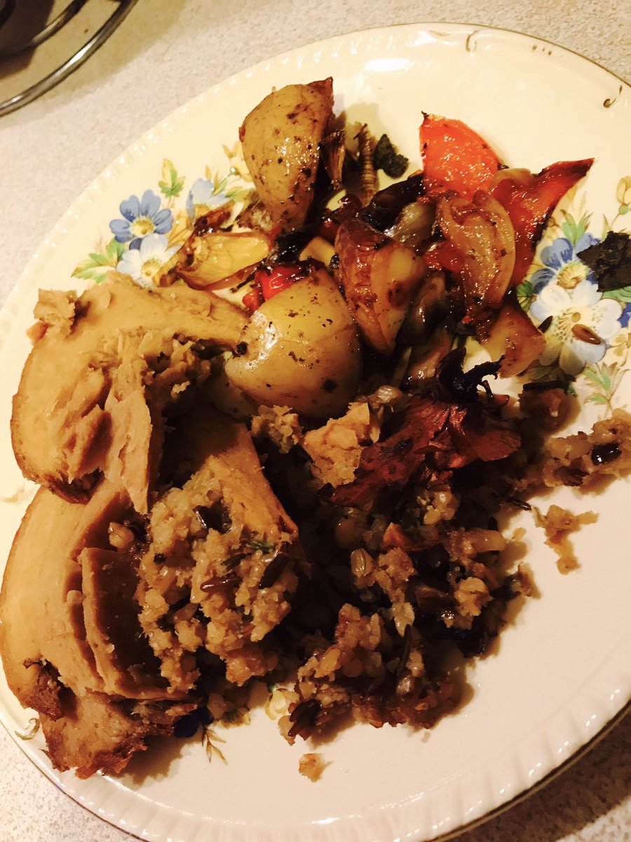 Try out Torfurky roast 🎄✨hint baste well and make a tasty gravy 🍽🥔🥕🌶 #vegan #veganfood #veganchristmas