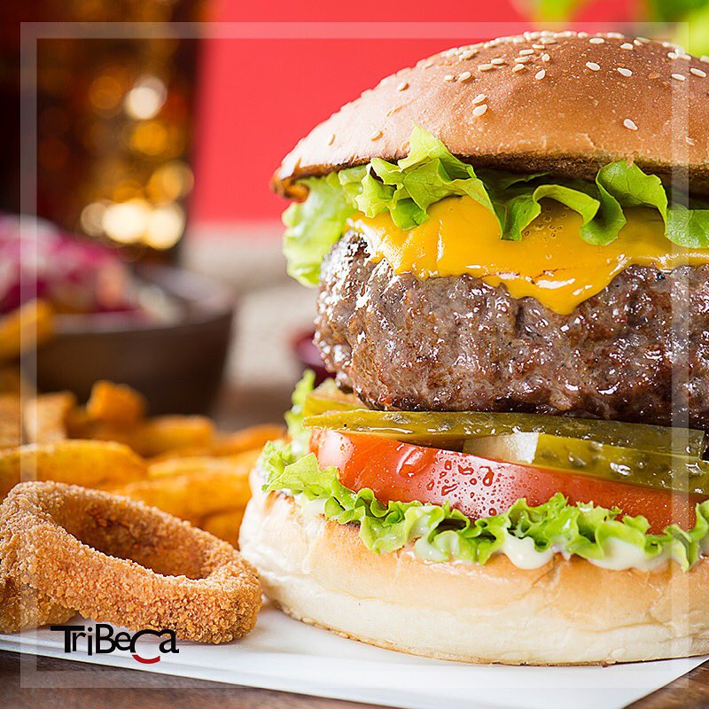 Fotoğraflara sığmayan lezzet...
#cheeseburger #tribecacafe #tribeca #burger #hamburger #acıktım #benseniyerim