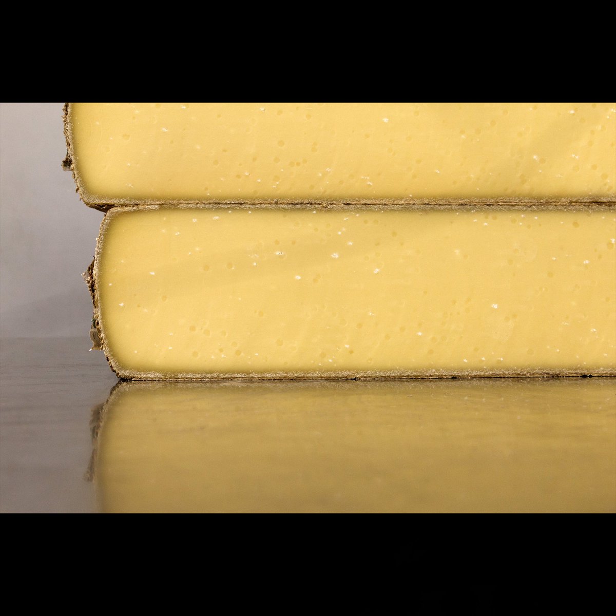 FromageBeaufils's tweet photo. #comte de #Noel ! 28 mois de gourmandise 😋...#vieuxcomte #fromage #cheese #foodphotography https://t.co/zNb1wmluaB