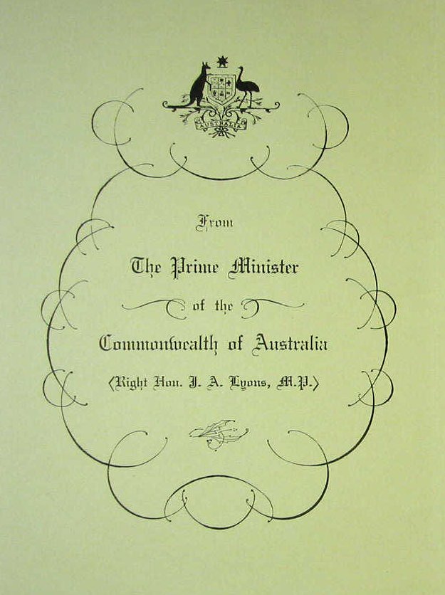 OzKitsch's tweet photo. Happy Christmas from the Prime Minister, 1932
Pic: NAA: CP103/19, 85 c/- @naagovau
#kitschchristmas @CanberraInsider @MoAD_Canberra #joelyons #josephlyons #auspol #politas https://t.co/xJsuzqtQ5H