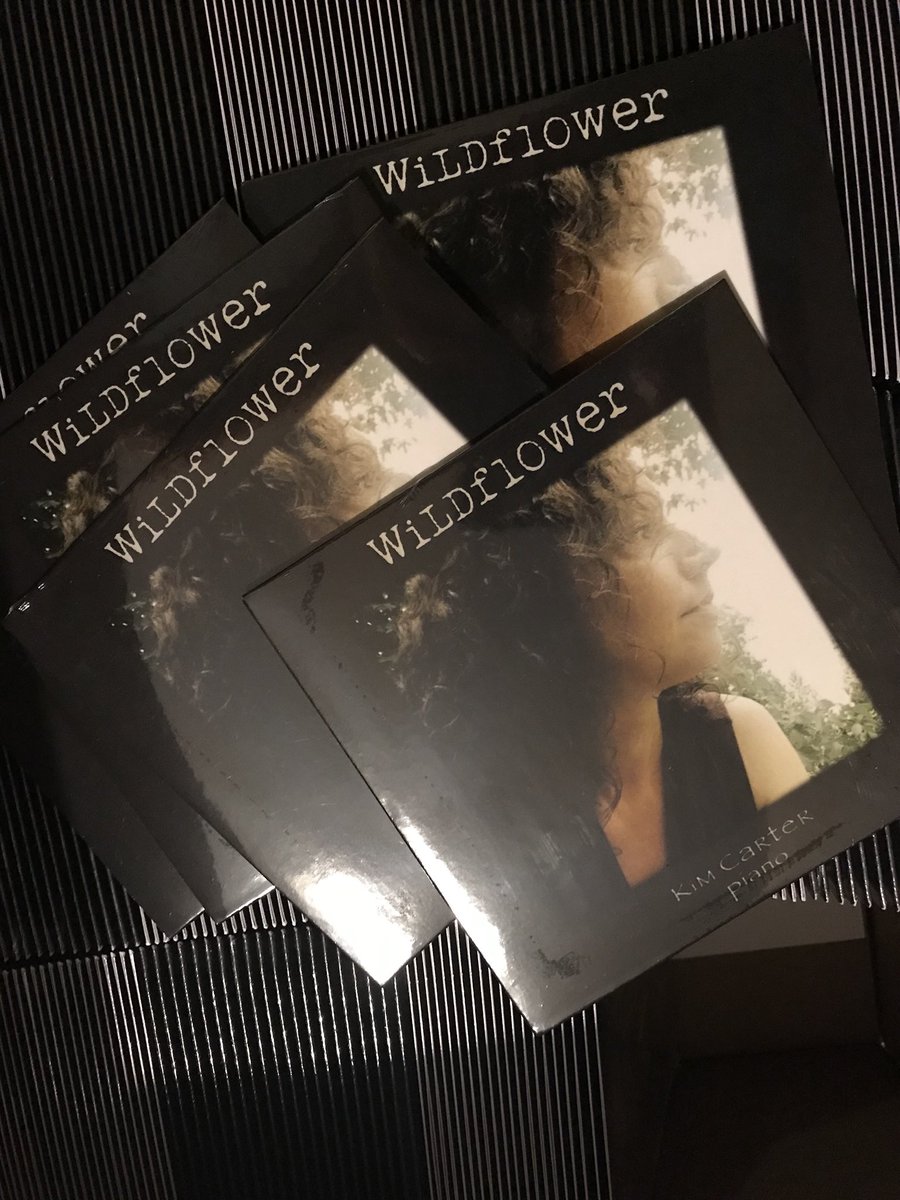 kimitacarter's tweet photo. Here’s a great Christmas gift ... a few peaceful moments for all your loved ones! https://t.co/VajfoIPATB https://t.co/LQzUIcjpPy