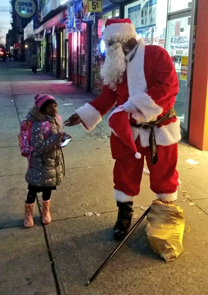 Out in the community doing a Santa Give Back for the Kids and their Families. This is what advocacy and support is about. ☃❄🎄🎁