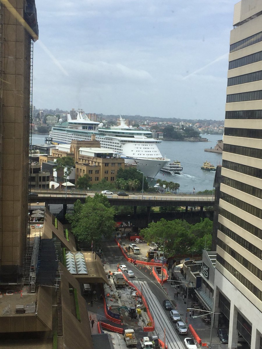 DyeanMoodley's tweet image. View from the office this afternoon #8wt #lifesgood