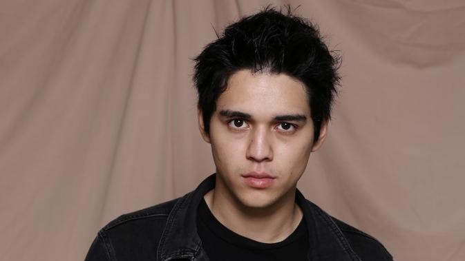 bintangcomID's tweet image. Maxime Bouttier Kedinginan Saat Syuting Magic Hour the Series dlvr.it/Q62q8Z