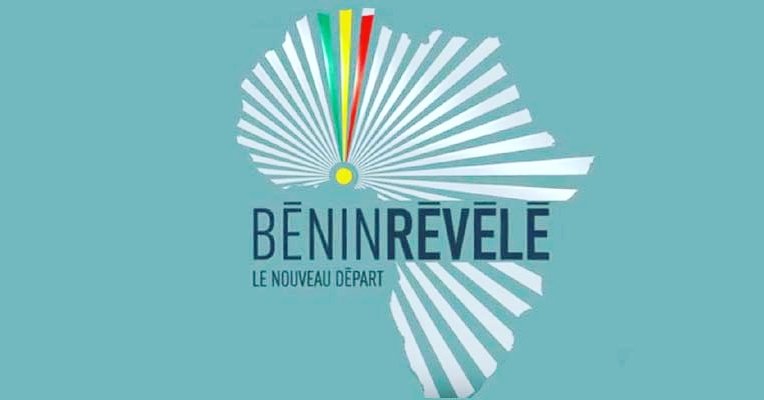 SandrasPainting's tweet photo. Dans notre Benin Revele actuel a la pointe de la modernite et de la technologie, quels sont les Ministres ou autres Leader du Pays qui tweetent par eux memes svp?
#TIC
#Gouvernance
#Accountabilite
#Accessibilite
#RelationLeaderCitoyen
#Communication
#CommunicationDirecte https://t.co/kK1JZMWUaJ