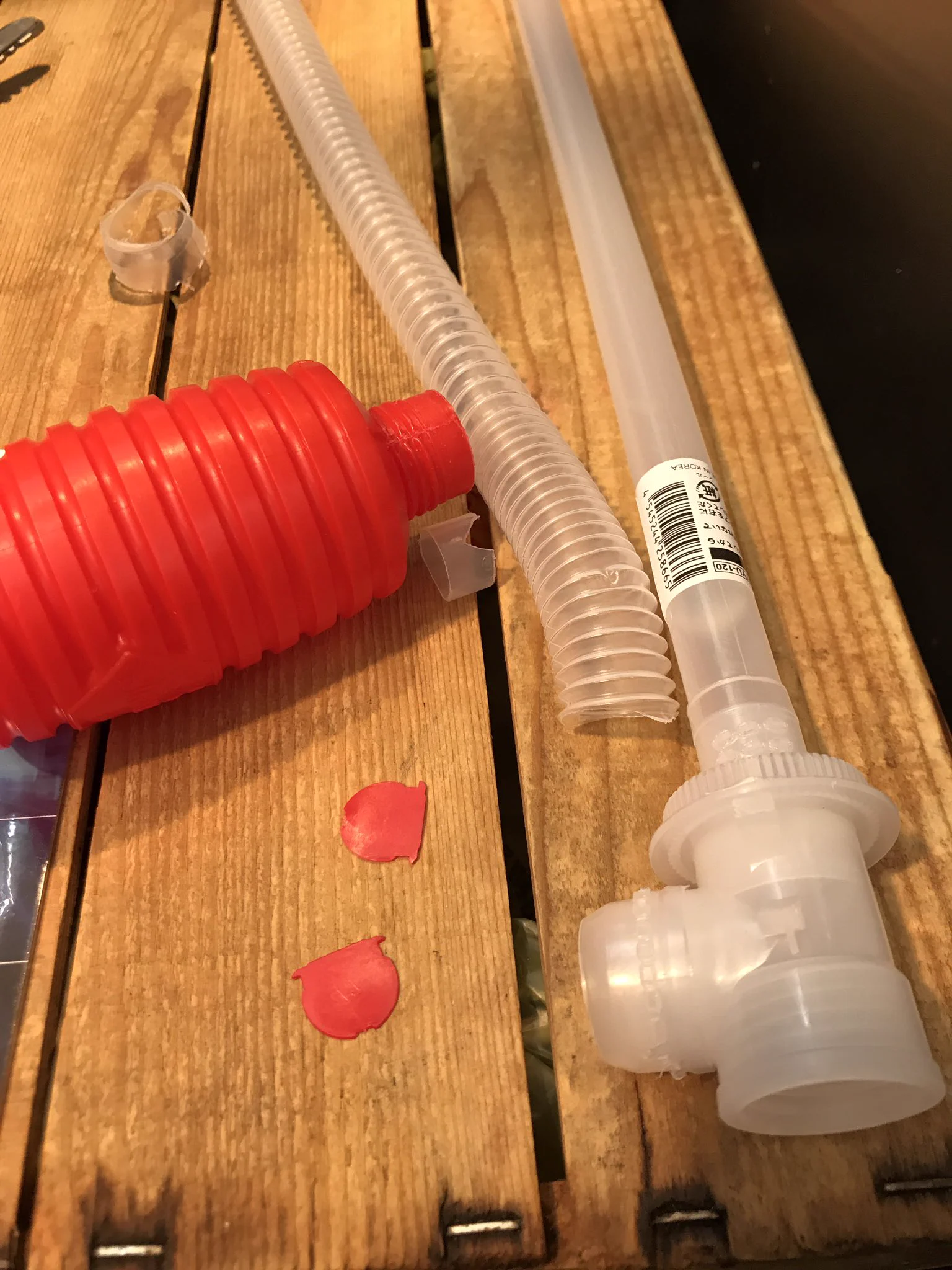 スターウォーズを見たチビっ子を持つパパへｗ100均でライトセーバーを作ろうｗ