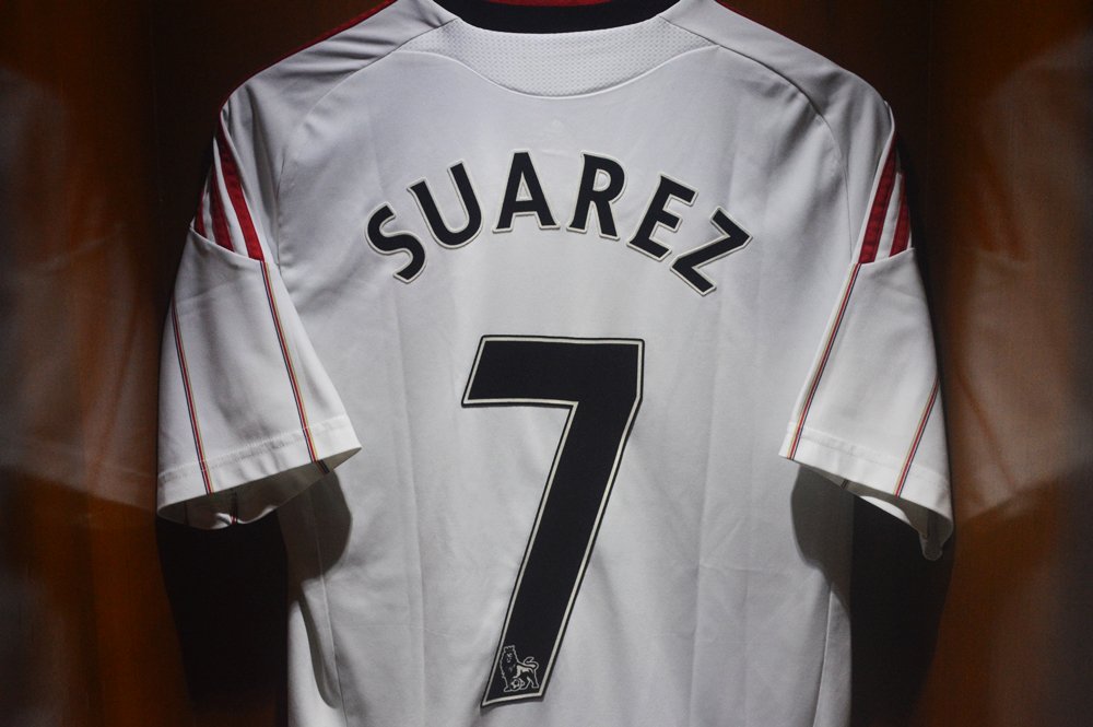 FWDfootballshop's tweet photo. #FFS5
Liverpool Away 10/11
Small (68x48)
Used
NNS BPL Velt Original Player Size https://t.co/jM2Y4PxjWR