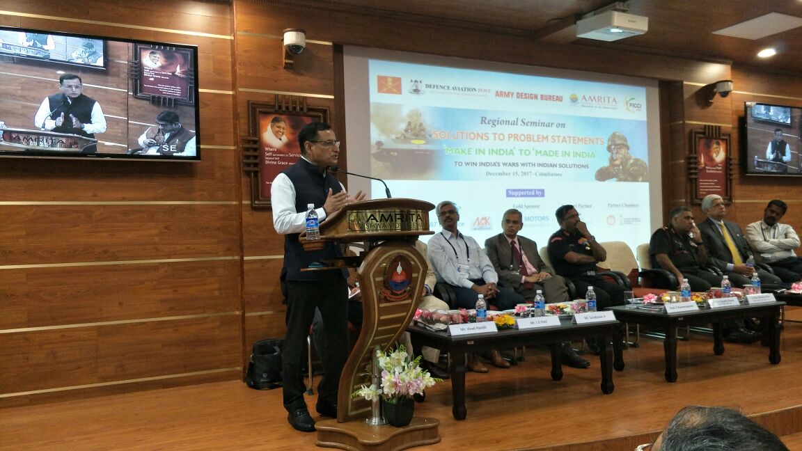 DefencePost's tweet photo. Lt Gen Subrata Saha - "Today almost every industry is in commercial and defense sector together." @Subrata1522268 @adgpi #IndianArmy  #DefenceMakeInIndia https://t.co/2eCIsJRhUn