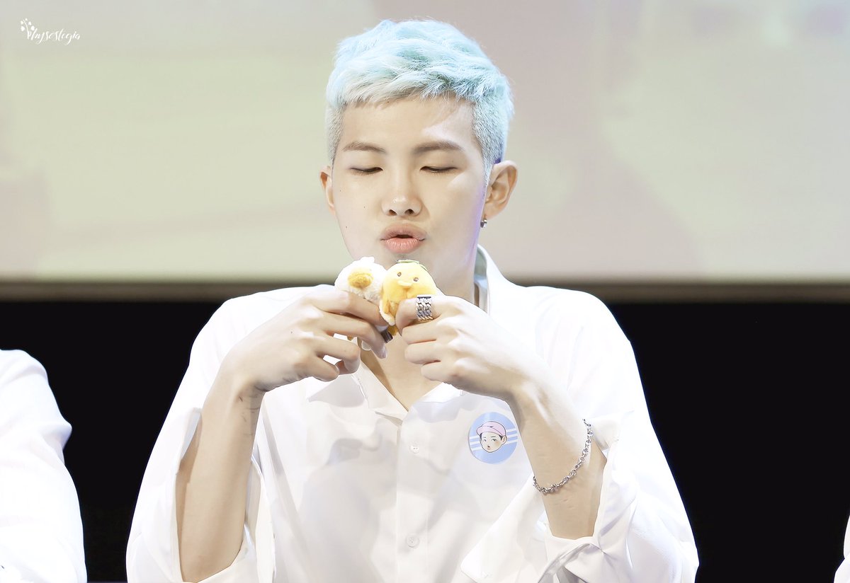 yslcheol's tweet photo. pouty kim namjoon reviving your timelines https://t.co/B6gXkJ1Xkz