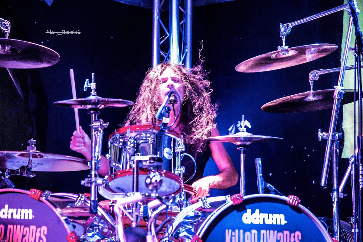 DarrellDWaRf's tweet photo. #DFF Drum Face Friday @ddrumUSA @SABIAN_Vault @EvansDrumheads @loscabossticks @HumesandBerg @SennheiserCAN @plungeaudio #PirateKit #Drummerslife https://t.co/kQqNIKvz9R