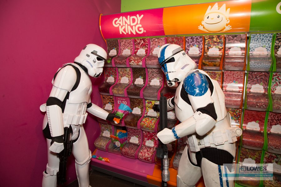 Great night at the Star Wars Premiere in Newport. Good to be involved. Well done to all those that gave their time and raised money for UKSA <a href="/uksasailing/">UKSA</a> <a href="/WightFibre/">WightFibre</a> <a href="/DaleHowarth/">Dale Howarth</a>