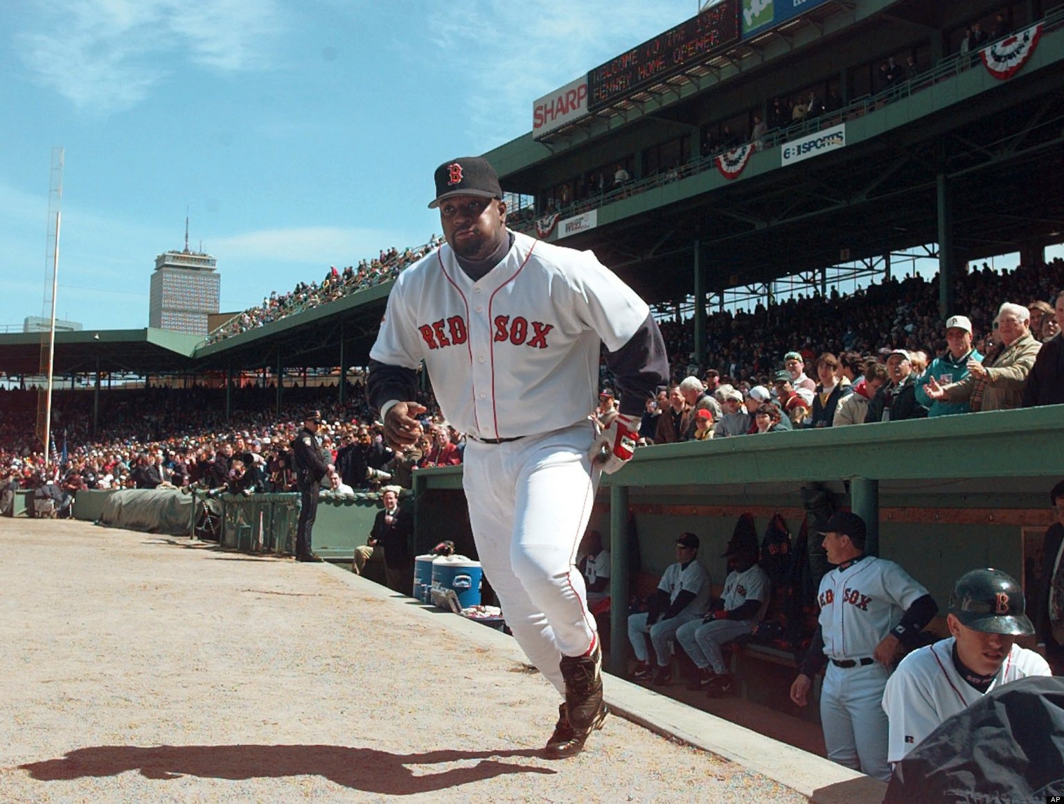 Happy Birthday to Mo Vaughn who turns 50 today! 