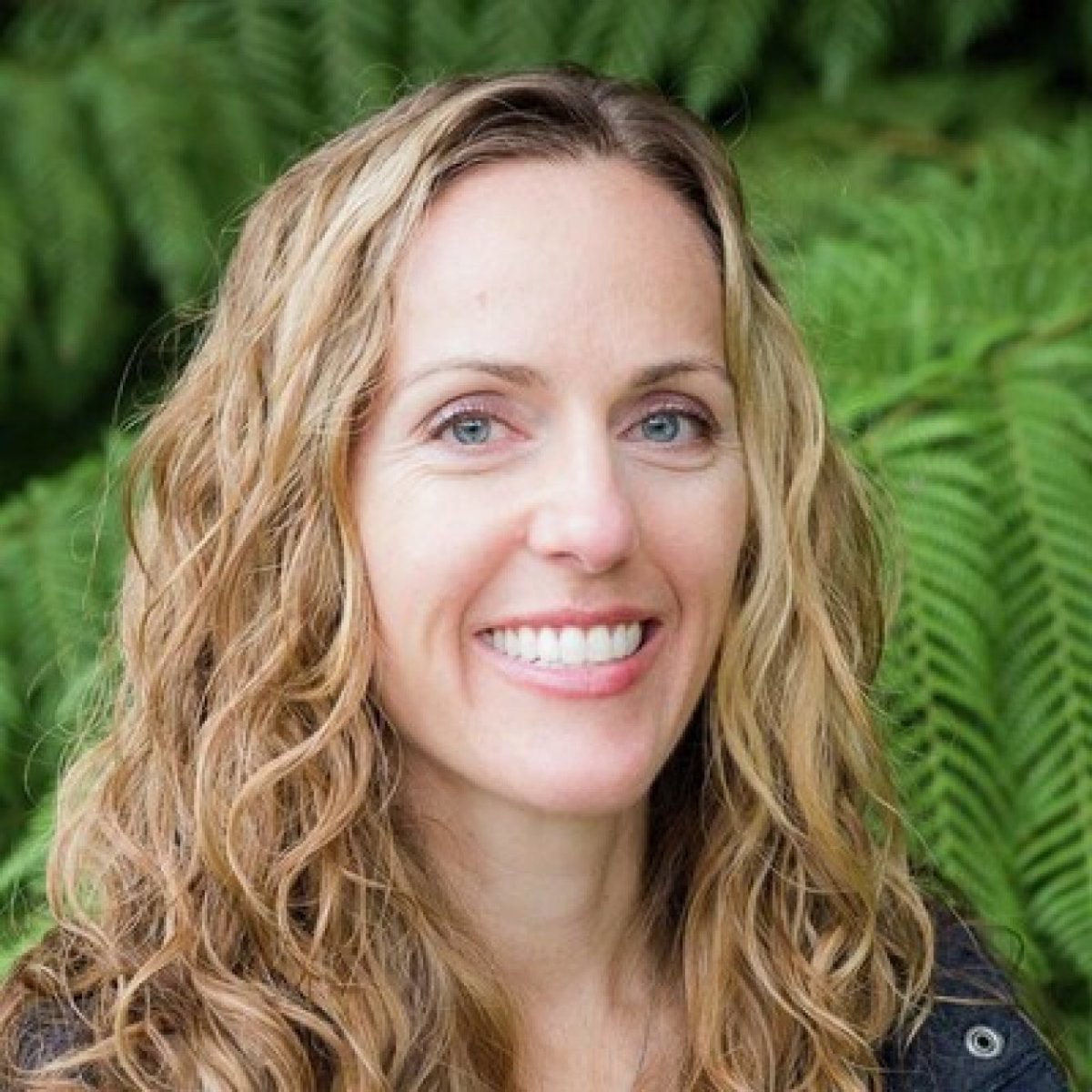 TechSource_co's tweet photo. Five Ways Artificial Intelligence Is Transforming B2B Marketing https://t.co/m0BIcVhMM1 (via juice.li) https://t.co/UyLvmkh5v8