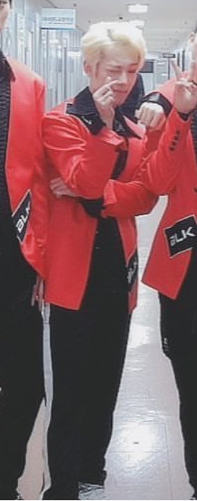 joying19960912's tweet photo. 하투하투x1000000000000000000........... https://t.co/u0I2howe1e