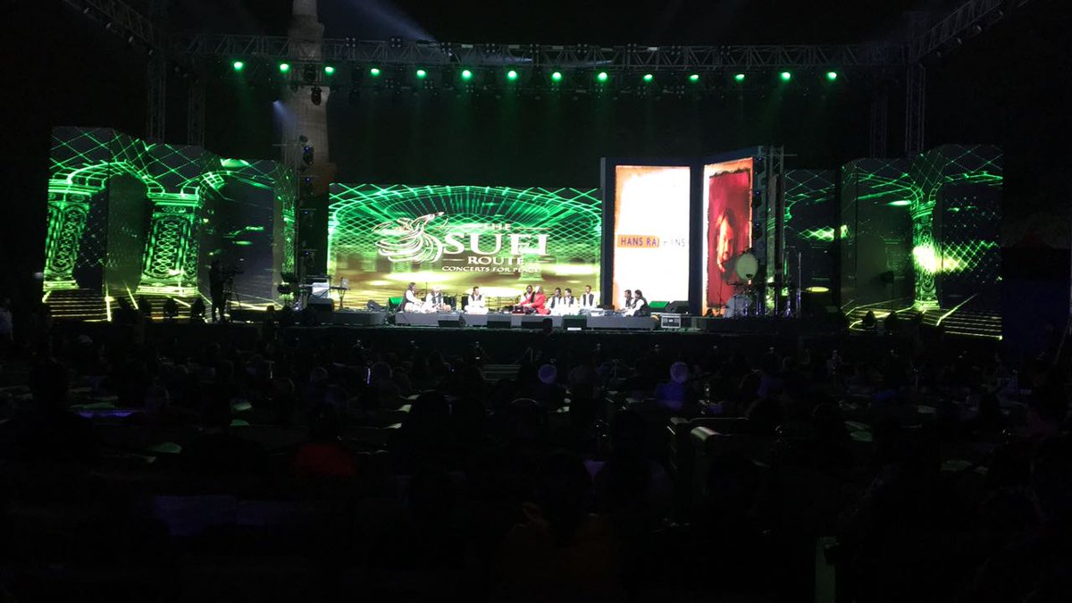 ShivamVideoLed's tweet photo. #CenterWall 29.52 ft * 14.76 ft .Contact Shivam @ShivamLtd for any LED Screen Rental Need. https://t.co/NGFoCVXoGB