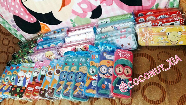 ForXia's tweet photo. กิจกรรมเล็กๆ ที่เกิดจากเงินที่ได้จากส่วนต่างจากการขายของครั้งก่อน เรานำมาซื้อสิ่งของเพื่อนำไปร่วมบริจาคที่ืรร. วัดรวก สำหรับ Xiaday ปีนี้นะคะ #Happy32ndXIADAY @CoconutXIA_JS @coconut_XIA https://t.co/VvXoNiSSAP