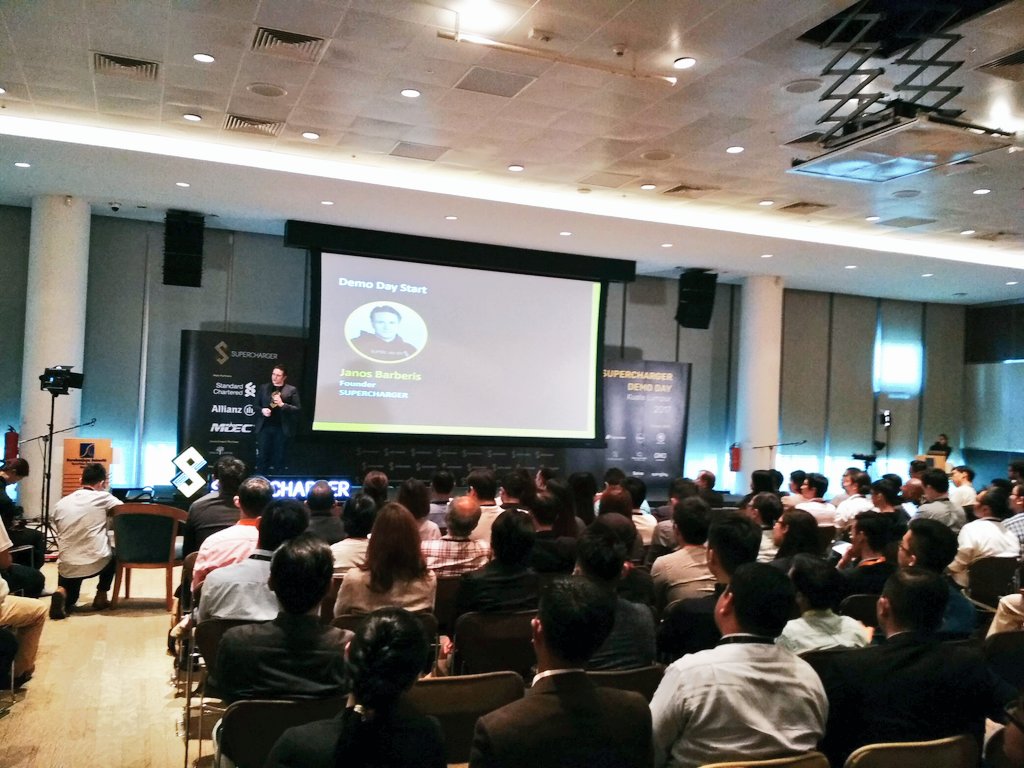 SuperChargerFT's tweet photo. Standing room only at Malaysia's first #FinTech demo day: #SuperChargerKLDemoDay. ⚡ 🇲🇾 Huge thanks to the Malaysian Securities and Exchange Commission for providing this wonderful venue. https://t.co/kRiNAJdFth