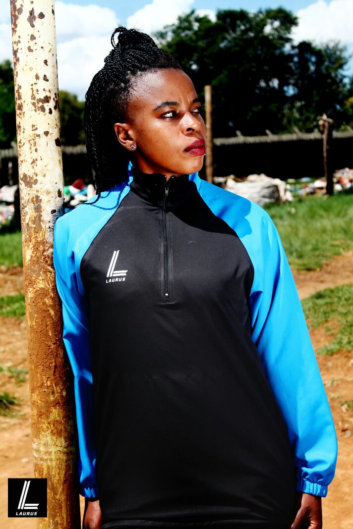 siwewe17's tweet photo. Proud to announce, I'm officially a Laurus Sport Brand Ambassador. @Laurussport #Laurusfootball https://t.co/q4X7FESi1Z
