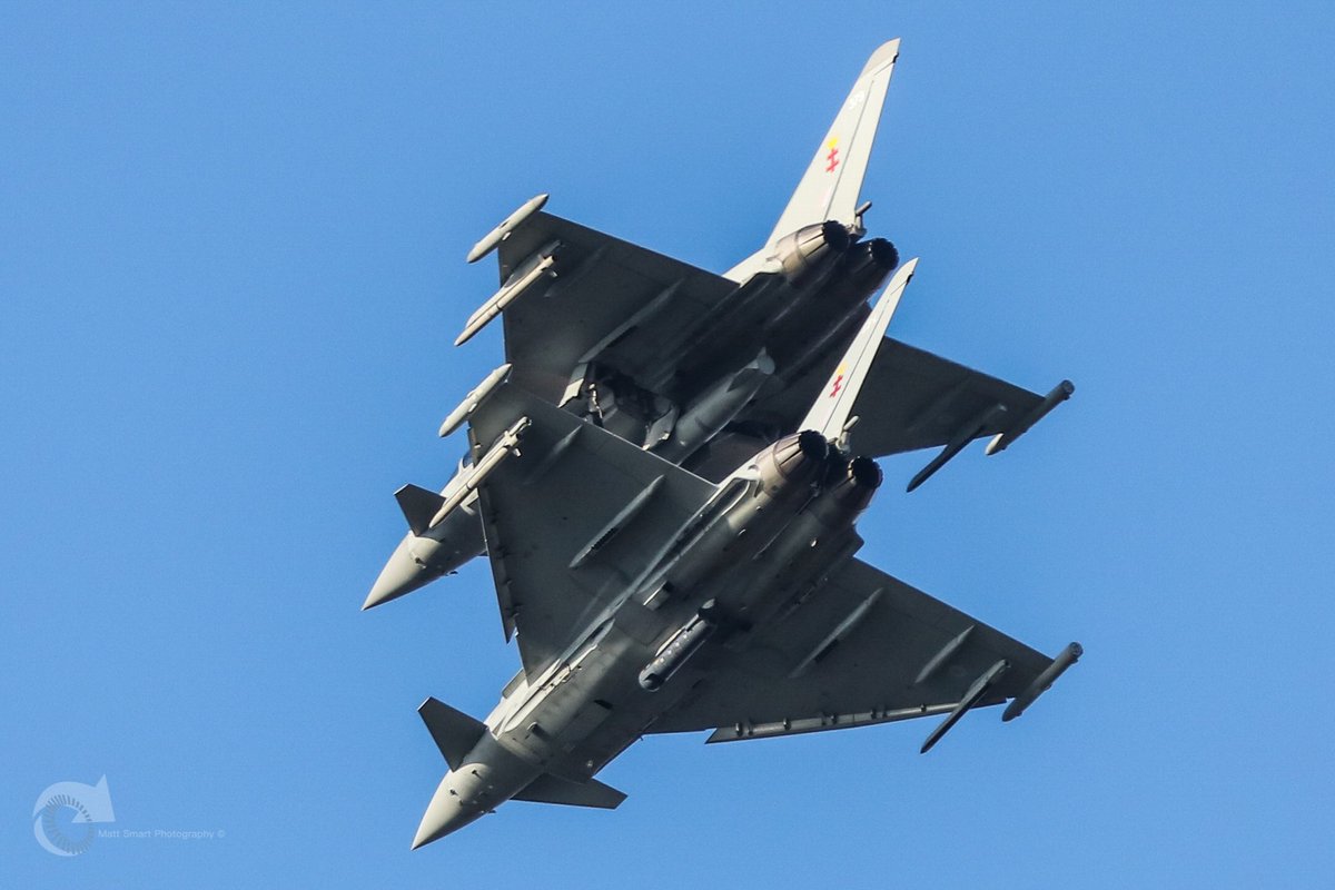 <a href="/41RTES/">41 Squadron RAF</a> returning to <a href="/RAFCGY/">Jim Robinson</a> at lunch time as a 3 ship. Typhoon ZK379 developed an issue resulting in some close flying by its wing man, jet landed safely <a href="/EGXCinfo/">RAF Coningsby Info</a> <a href="/BAESystemsAir/">BAE Systems Air</a> @Eurofighter_1 @planesonthenet <a href="/ThePhotoHour/">#ThePhotoHour</a> <a href="/LincsSkies/">Lincolnshire Skies</a> <a href="/BBCRadioLincs/">BBC Lincolnshire</a> <a href="/Team_Two_302/">Team Two</a> #avgeek