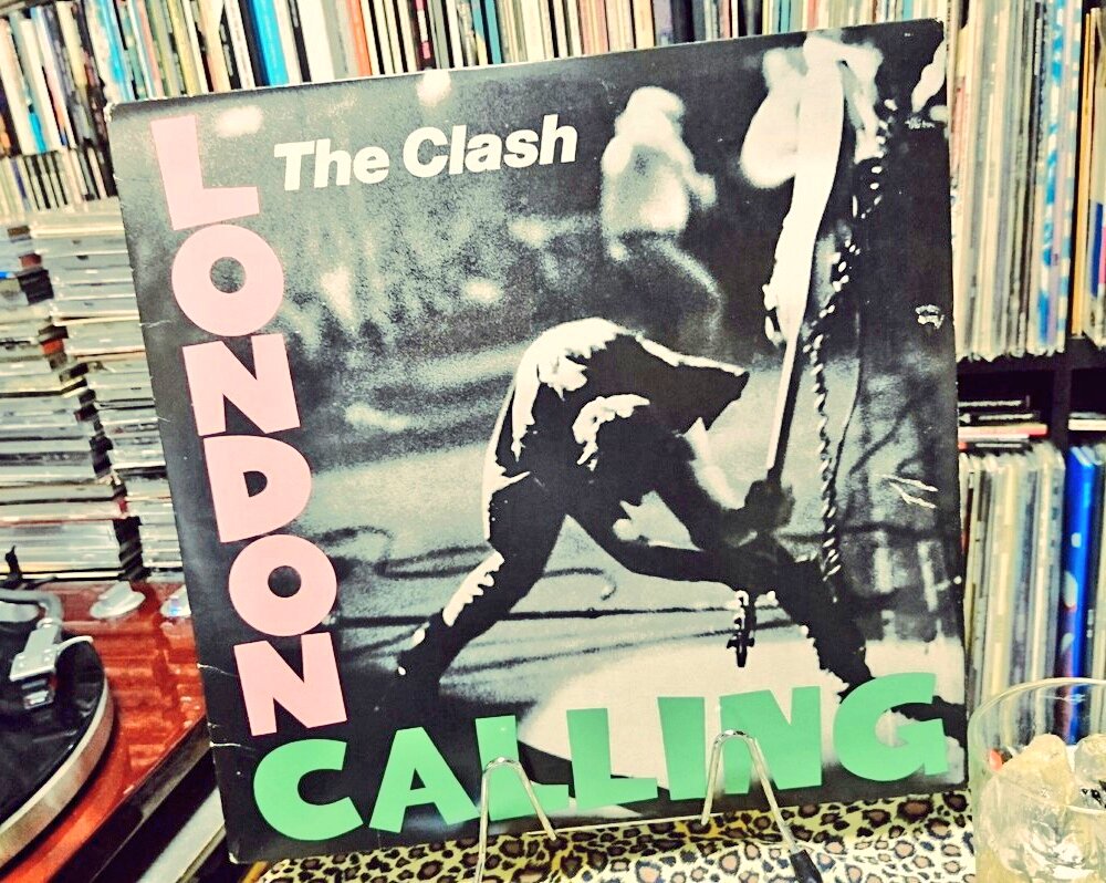                                  *°            THE CLASH LONDON CALLING HAPPY BIRTHDAY
PAUL SIMONON 