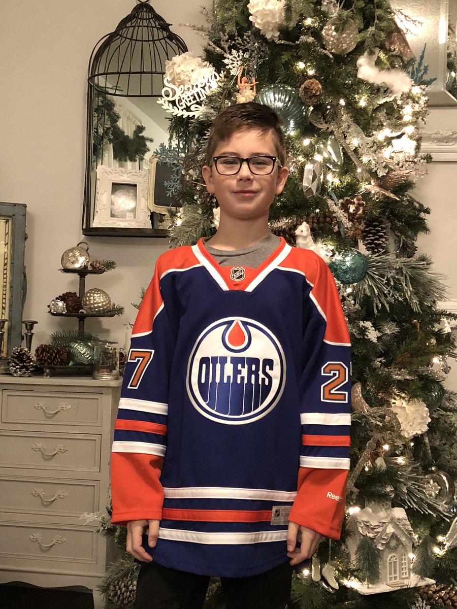 LindgrenDarren's tweet photo. It’s Brody 10th Birthday!! We live in Calgary and all he wanted was a @27MilanLucic @EdmontonOilers jersey!! #sorryrussell https://t.co/nIrxCHvmjk