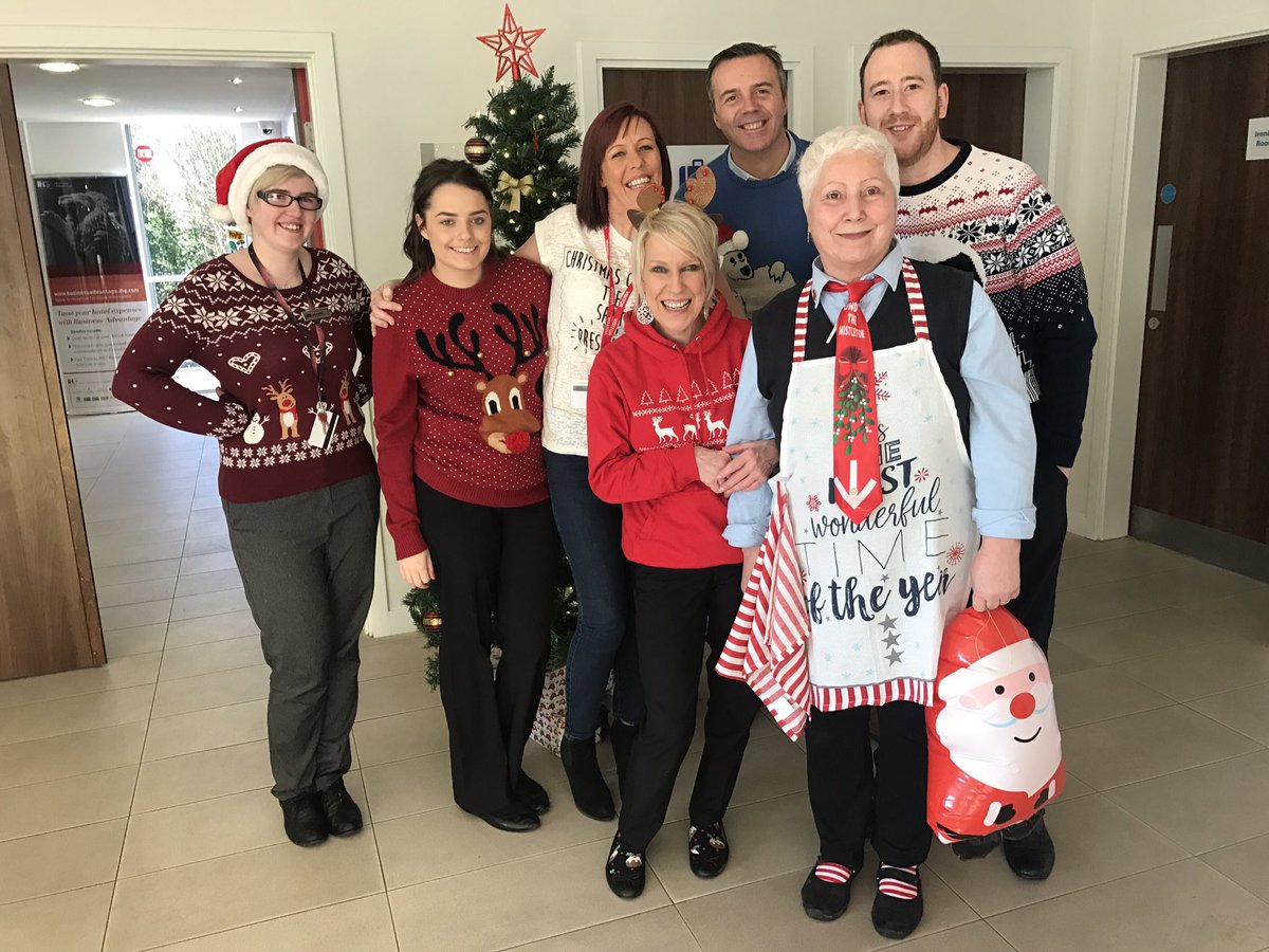 Just some of the staff getting in the Christmas spirit on #christmasjumperday2017 🎄🎄
<a href="/Rich_McKie/">Richard McKie</a> @StarboardHotels