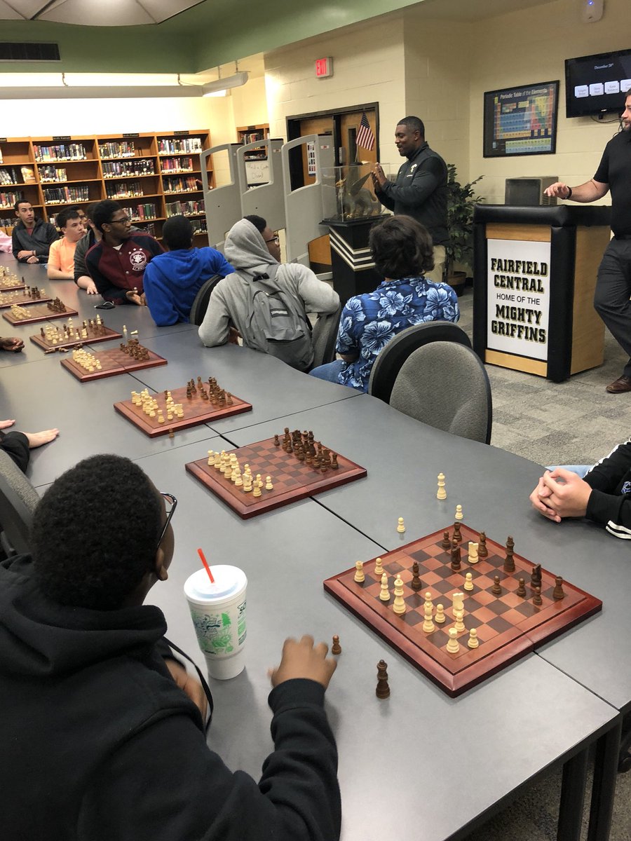 PrincipalTSwil's tweet photo. @FCHSGriffins Chess Tournament is about to begin...WHO WILL BE OUR CHAMPION OF 2017? #LevelUp https://t.co/mdMjH3YIzN