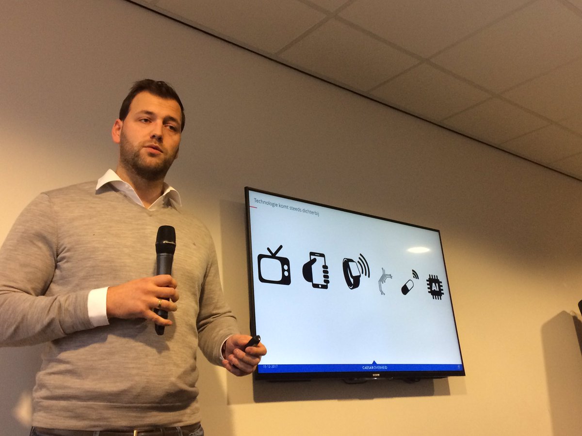 CaesarOverheid's tweet photo. Vandaag spreken we op de eerste #crypto meet up @shertogenbosch! Over #Blockchain, #Bitcoin en is het wel of geen #bubbel? #durftevragen #dtv #cryptodb https://t.co/HMFDIEwZ2D