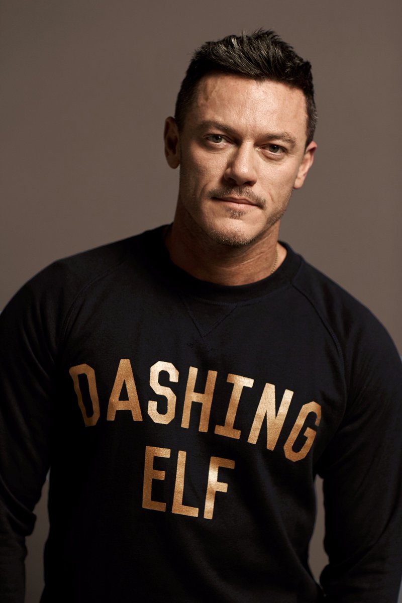 TheRealLukevans's tweet photo. Happy @savechildrenuk #ChristmasJumperDay! Who’s wearing their Dashing Elf jumper today? Its not too late to get involved - you can sign up at https://t.co/pGwyLuoc8o or you can text XMAS to 70050 to donate £5. https://t.co/quPTgUtaCo
