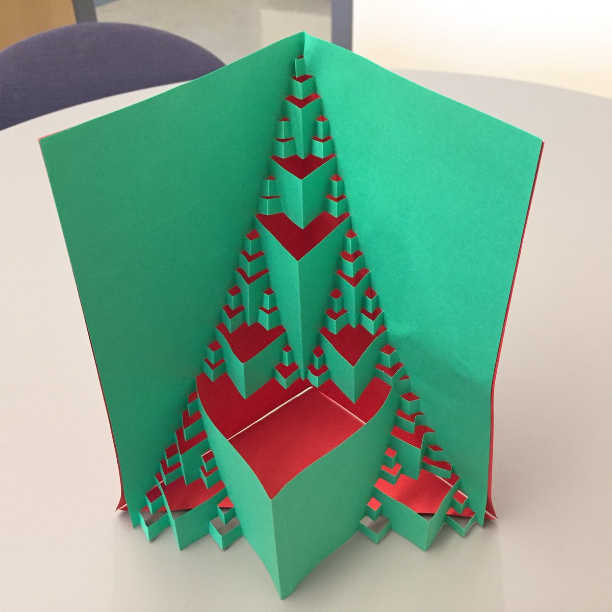 divbyzero's tweet photo. I made another fractal Christmas tree. This one I divided into thirds at each stage rather than halves like the last one. https://t.co/sGqGcglo57