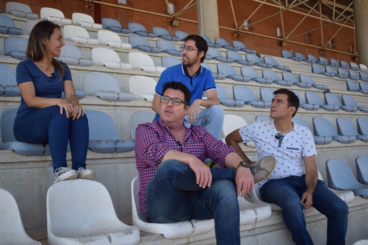 deportivoavance's tweet photo. En el programa de hoy tendremos con nosotros a @tripatri89, @CWMalaga, @CDJPuertaOscura, desde eSports estaremos con @Milmerie ,en el "Reto Olimpo" seguiremos con Box Olimpo , y desde "Mens Sana" estaremos con @psicologiaydxt .Os esperamos a las 20.00h en @ondaluzmalaga https://t.co/LTNoakdTzD