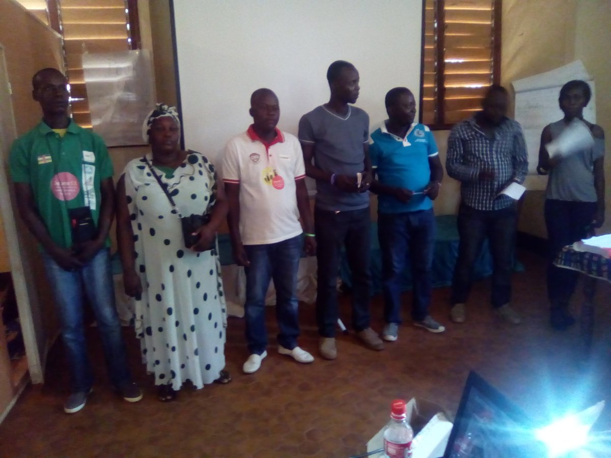AfriyanRca's tweet photo. Atelier de validation des textes des sociétés civiles pour la promotion de SSR. https://t.co/T2vmSlb4ka