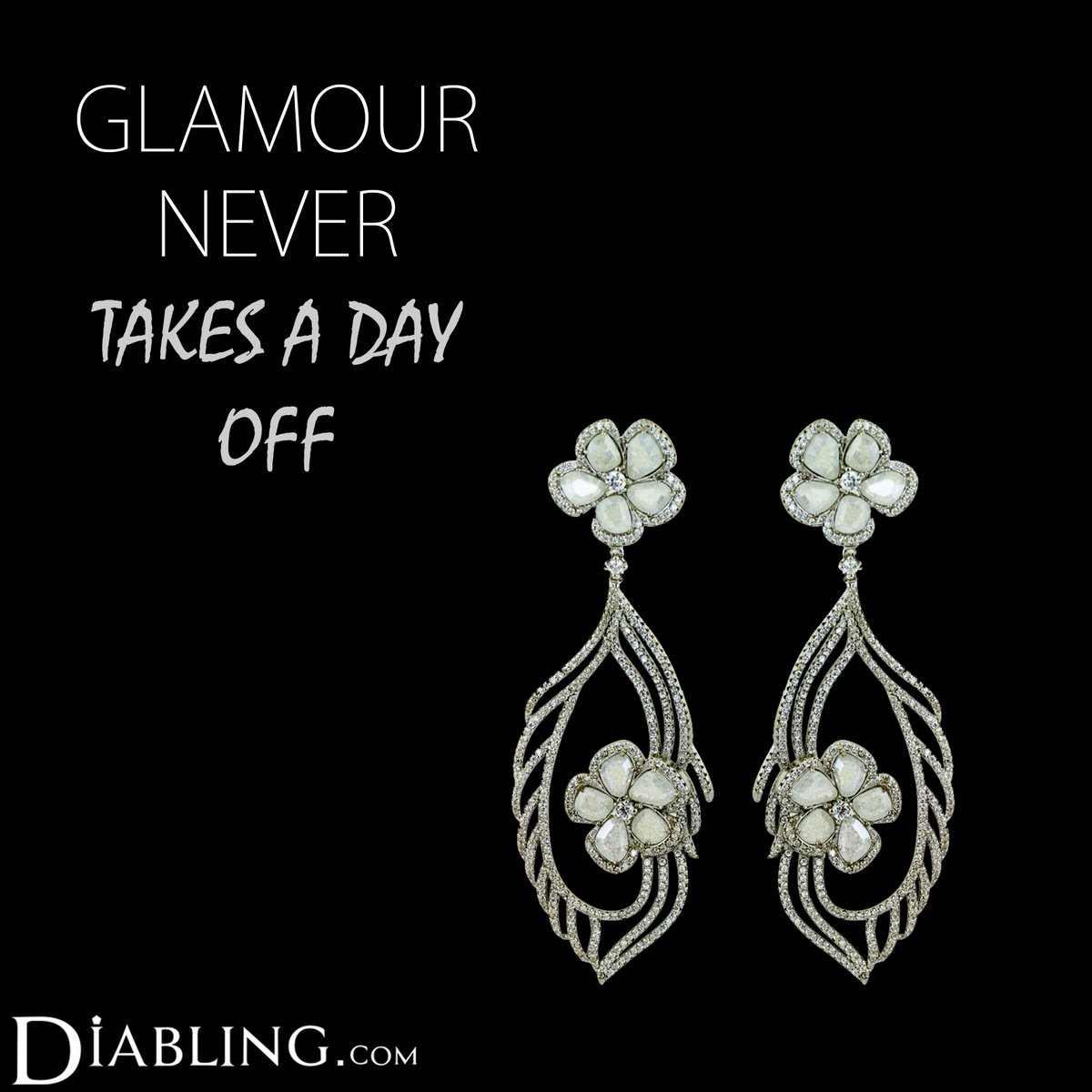 diablingjewels's tweet photo. It's FREAKIN FRIDAY guys !!
Get your friday glamour on and head out for a fabulous night with all your girlfriends !!
*
*
#fridaynight #girlfriends #datenight #glamour #earrings #diamonds  #designs #sale #worldwidedelivery #shopnow #latestcollection  #lbb #weddingsession https://t.co/R3xudYsCMU
