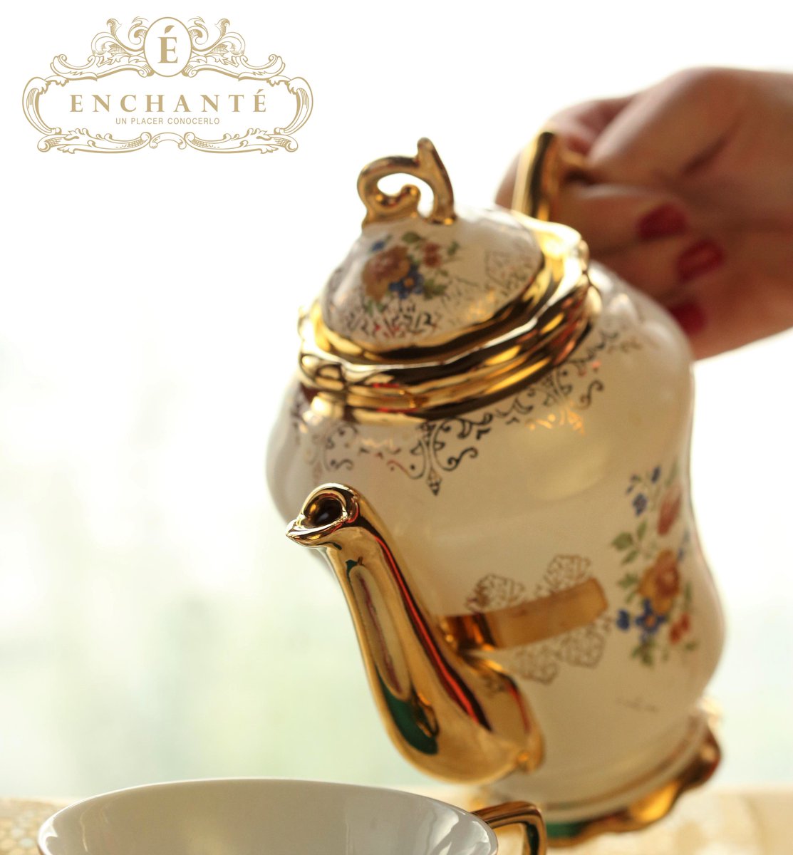 EnchanteBlends's tweet photo. 15 de Diciembre - Día Internacional del Té #EnchanteBlends #teaday #internationalteaday #tealovers #tealove #welovetea #wemaketea #teagalore #today https://t.co/Qf8X3PnxGh