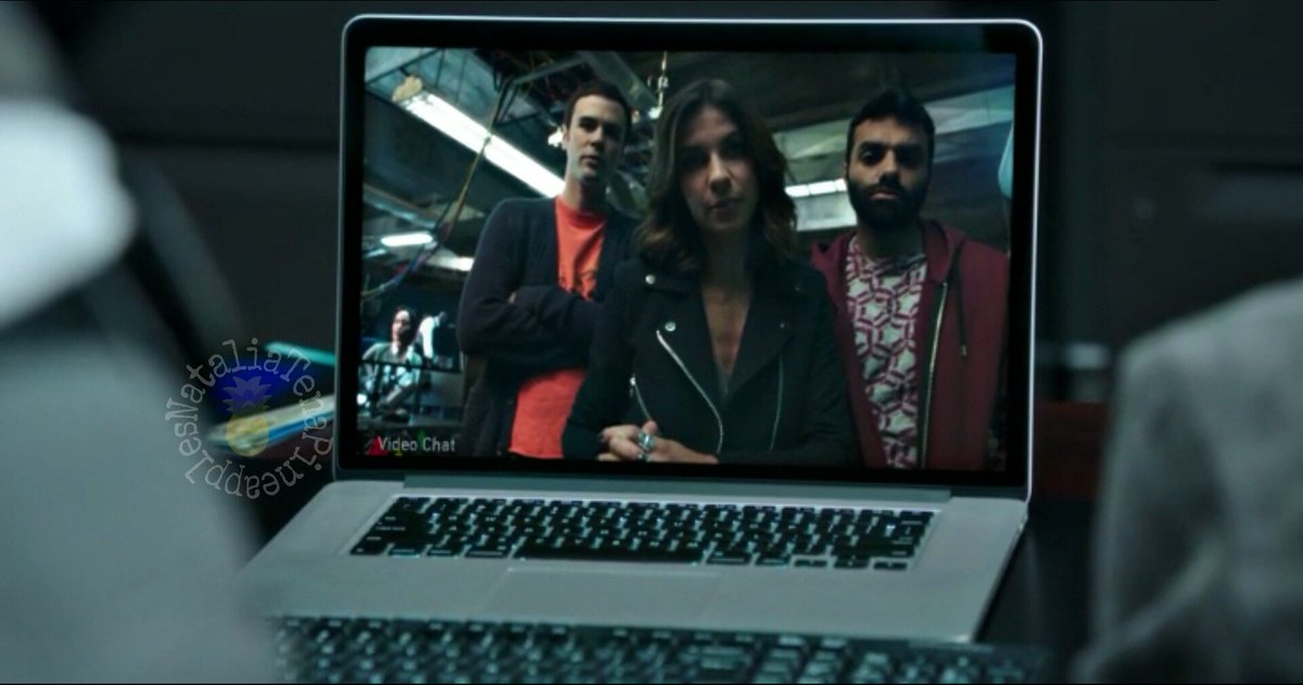 NataliaTenaFans's tweet photo. In this one you folks look like you're about to drop an album or something ππ
@blakeleeblake @NatTenaLady @JacobPMatthews @WisdomCBSRoom #TheHive #Sophe #WisdomCBS 1X04: "User Bias" https://t.co/Nc6kM12XgY