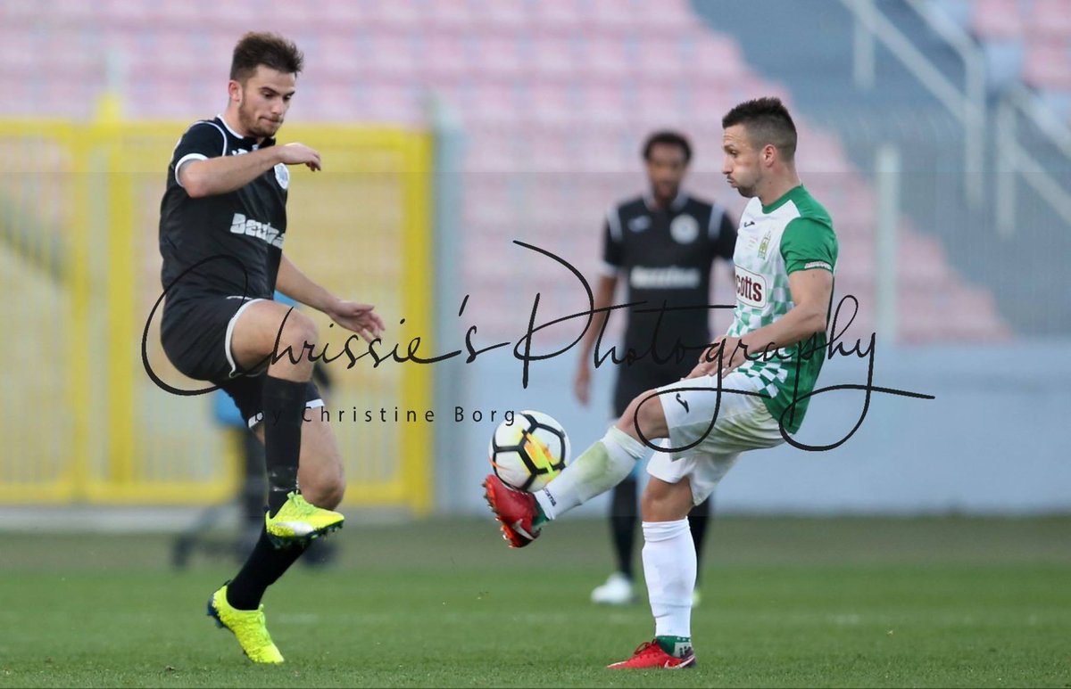 Ruibinho's tweet photo. Algunas fotos de la Final de Supercopa de Malta del pasado Miércoles. No pudo ser y Floriana FC se llevó el título, enhorabuena a los ganadores/Some pics forma last wednesday´s Super Cup Final. We couldn´t do it, Floriana FC got the Cup, congratulations. #GoHibs #Football #Life https://t.co/dbr5yGI3DM