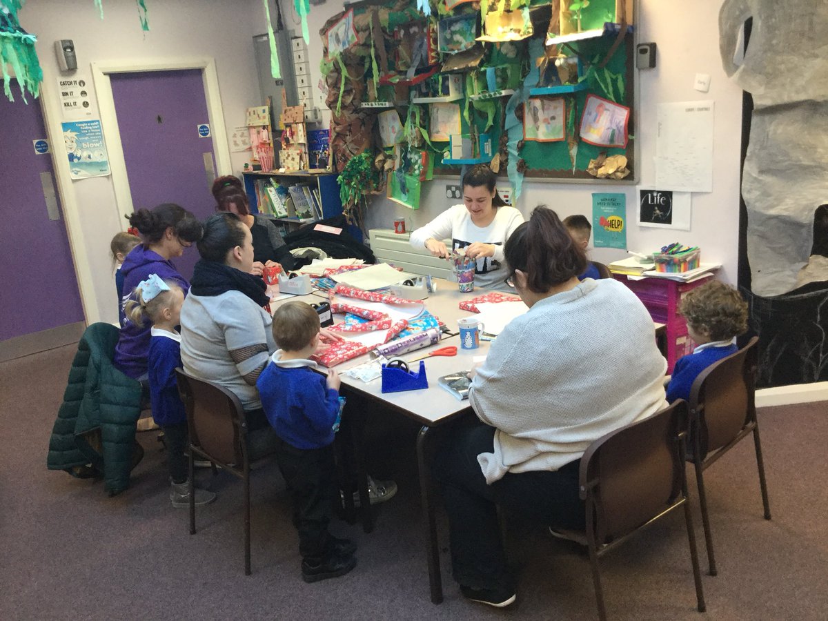 manorschwirral's tweet photo. Manor’s Christmas Shop is in full flow! A big thank you to our parent elves and the wonderful Mrs Unwin for all their efforts busying away on your children’s orders.  Let’s hope your little dears have put you on the Nice list! https://t.co/aB1nmWC9pH