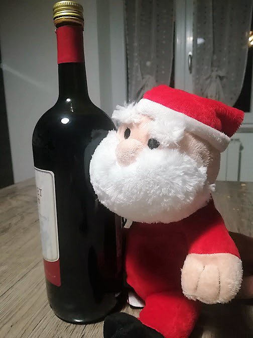ParolinBarrique's tweet photo. I #regalidiNatale🎄🎁🎄
#Natale è vicino e sta per partire la caccia ai regali, magari per qualcuno sarà già finita, ma confido che i #ritardatari come me possano trovare illuminanti i miei #consigli... https://t.co/0cdZBKo0uK https://t.co/VH9hN4iSWF