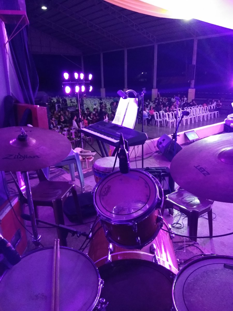 rymndmanalo's tweet photo. And we're gettin ready! #Journey #Assisians https://t.co/oFdz5TJrsb