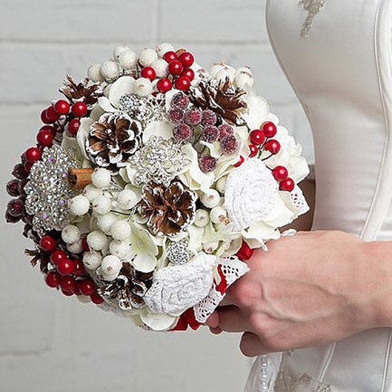 Tournerbury's tweet photo. Floral wedding inspiration for all you Christmas brides!
#fridayvibes #fridaybride #fridayinspo #weddingflowers #christmaswedding https://t.co/y2xnfq98Ro https://t.co/Dk0FqU7rhZ