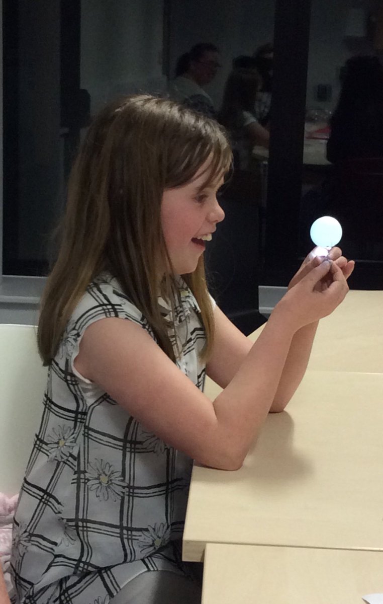 HaltonLibraries's tweet photo. Inspiring digital workshop delivered by @tyrower @AdaTheShow #STEM #LED https://t.co/TX7OiCNeGw
