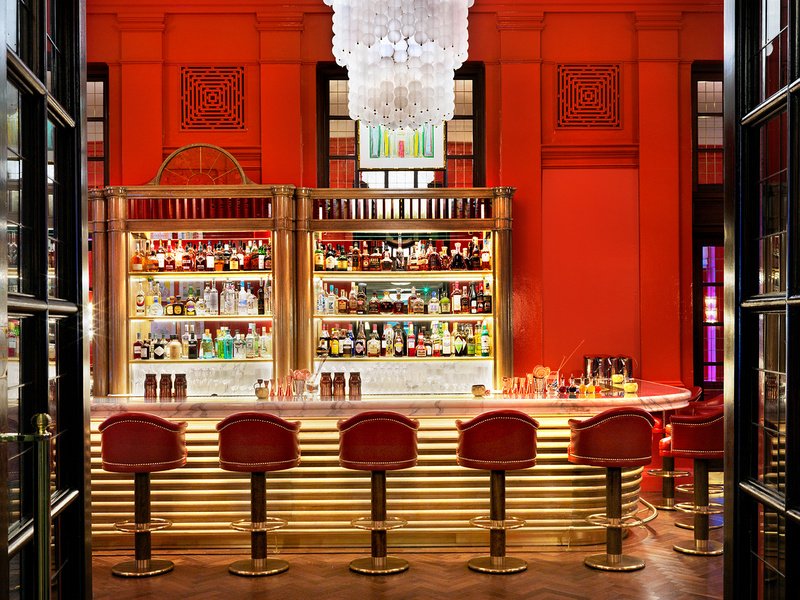 NeilReadingPR's tweet photo. "If you’re looking for somewhere good to drink, my pick this week is the newly opened @thecoralroom " #PaintTheTownCoral 

https://t.co/QDx0z3g2Es https://t.co/sVxW2VAtmG