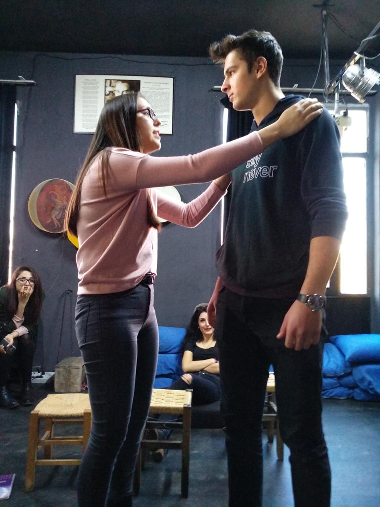 MB_Dikilitas's tweet photo. Yine provalar, yeni oyunlar... #tiyatroimyo #timyo https://t.co/ZRtdtOnTiT