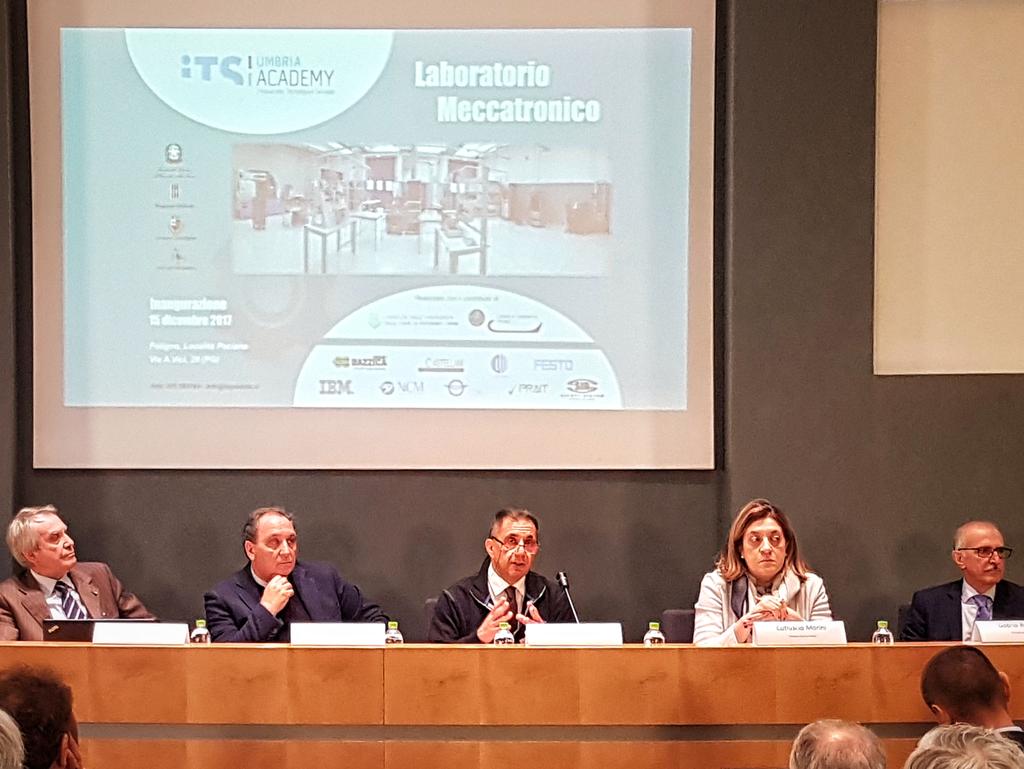 AlbertoCari's tweet photo. #Italia #Umbria #Foligno #istruzione #formazione #tecnica #superiore #ITS inaugurazione #Laboratorio #LABOMEC, presidente Cioffi: da oggi disponiamo di un'impresa didattica in linea con le esperienze internazionali più avanzate, opportunità straordinaria per i nostri #giovani https://t.co/Fuf91WyaXi