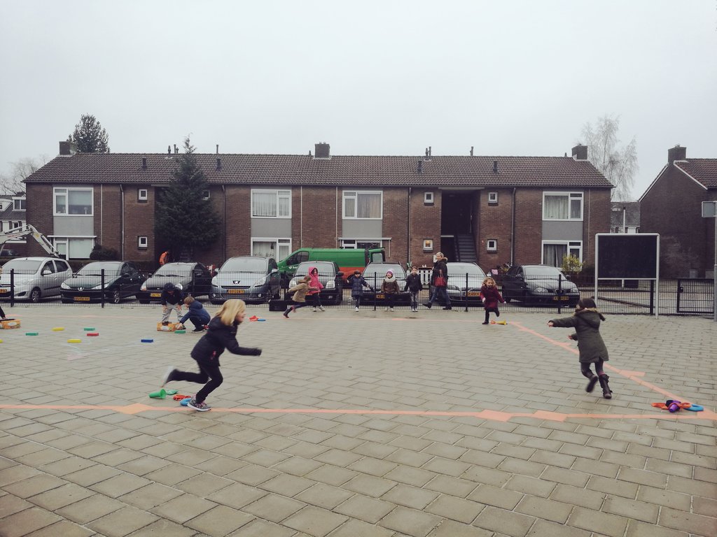 Kwartet-race blijft leuk, weer of geen weer!!! <a href="/CBSdeKoning/">CBS de Koning</a> @BeweegWijs