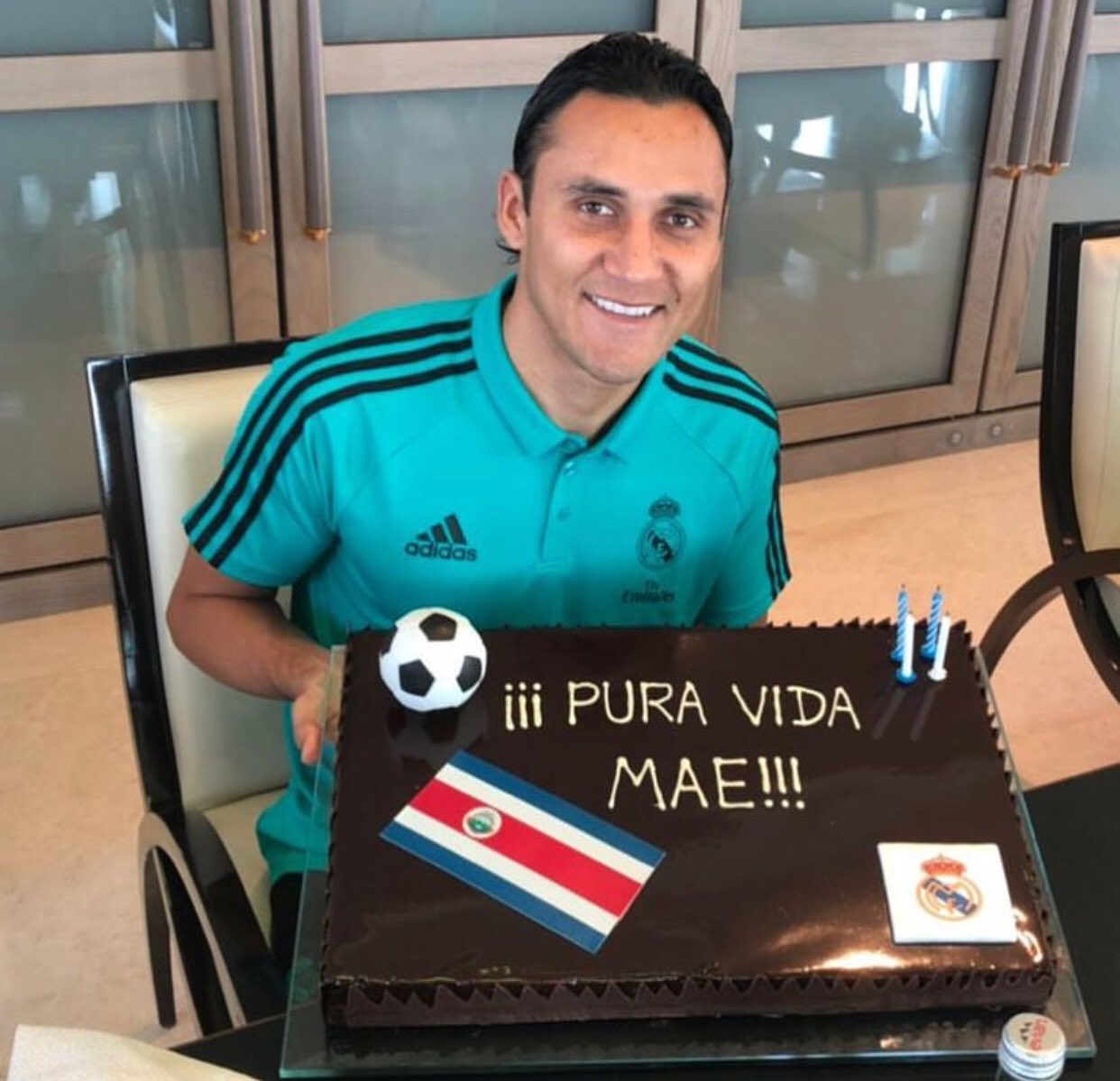 Happy 31st birthday to Keylor Navas.
He\s been good for Madrid in tough times. 