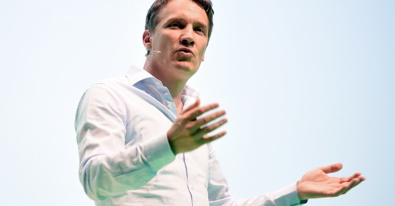Adan_Media_'s tweet photo. RT @technik_jetzt: Oliver Samwer hat heimlich eine Bank für #Startups gegründet https://t.co/6PT0xdf6Pj https://t.co/QsNvKzAnEI