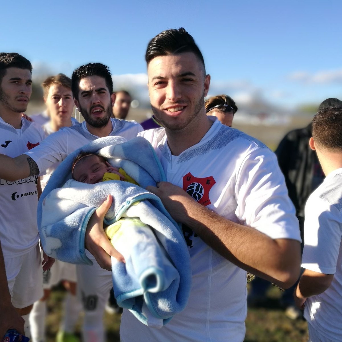 Tony Ruedas tweet media