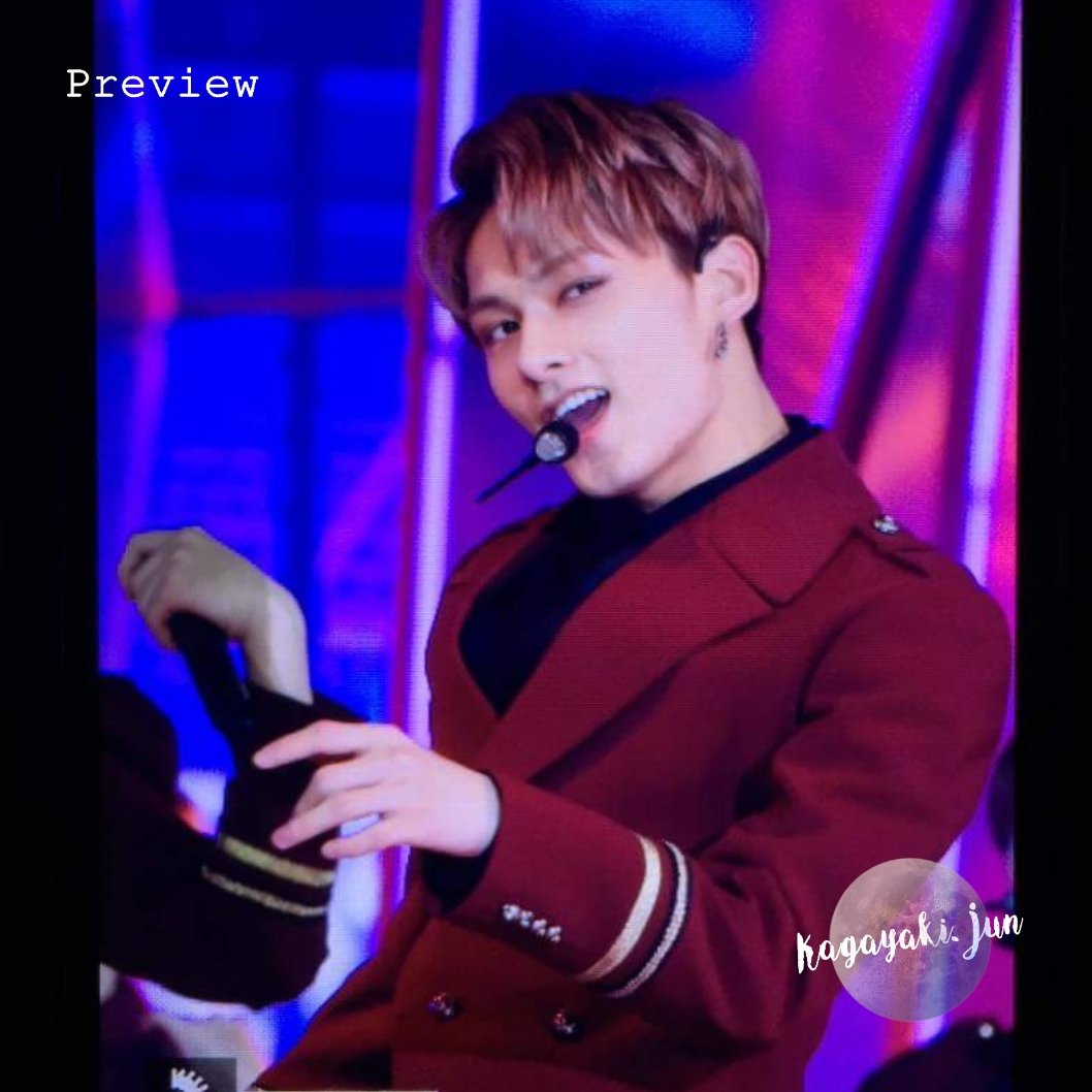 Kagayaki_Jun's tweet photo. 171215 #세븐틴 #준 #문준휘 https://t.co/OQVIP5lfo8