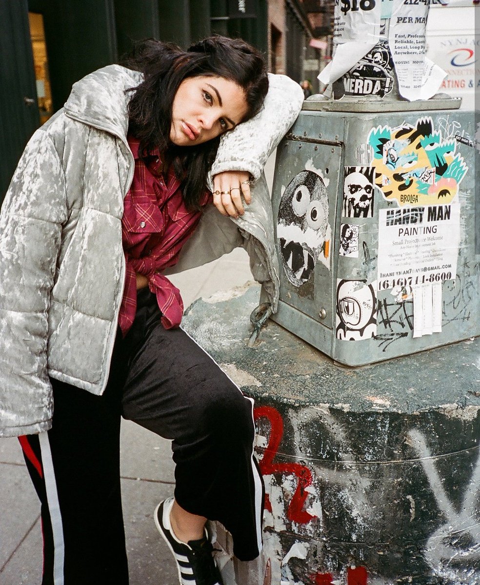 IndyYelichNews's tweet photo. Indy shot by @yazzjansen in New York City / part 2 https://t.co/PupdADaB60